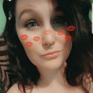 Meet your Posher, Brandi